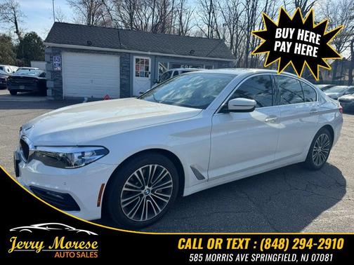 Alpine White 2018 BMW 530 xDrive