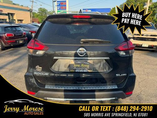 Magnetic Black Pearl 2020 Nissan Rogue SL