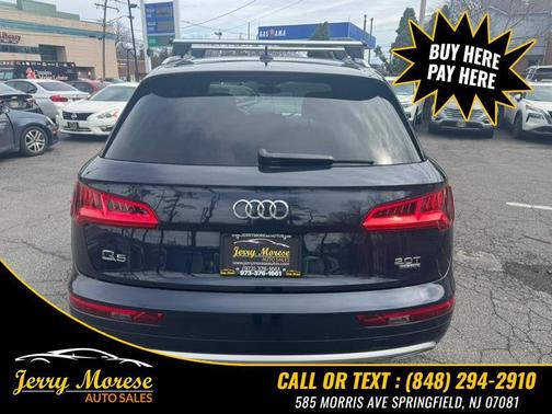 Moonlight Blue Metallic 2018 Audi Q5 2.0T Tech Premium