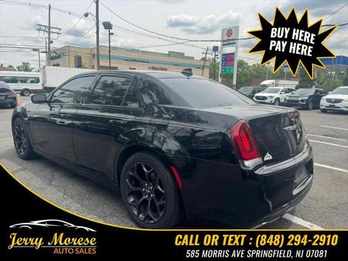 2019 Chrysler 300 Touring