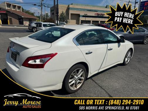 2011 Nissan Maxima SV
