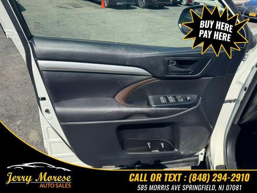 Blizzard Pearl 2017 Toyota Highlander LE Plus