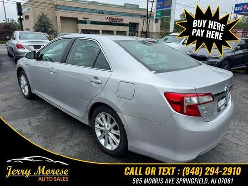 2012 Toyota Camry Hybrid XLE