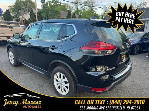Magnetic Black 2018 Nissan Rogue SL