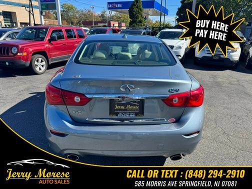 2015 INFINITI Q50 Premium