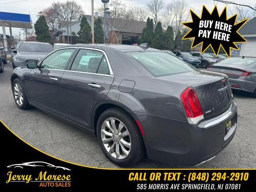 Granite Crystal Metallic Clearcoat 2019 Chrysler 300 Limited