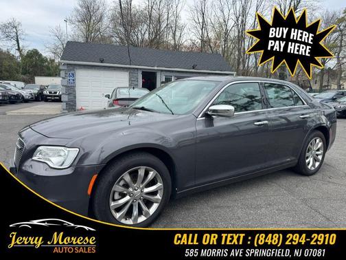 Granite Crystal Metallic Clearcoat 2019 Chrysler 300 Limited