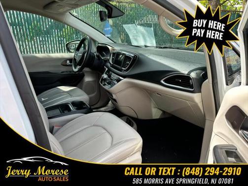 2021 Chrysler Voyager LXI
