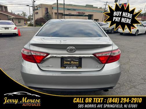 2017 Toyota Camry SE