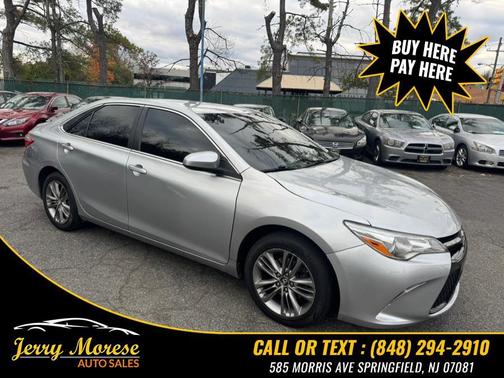 2017 Toyota Camry SE