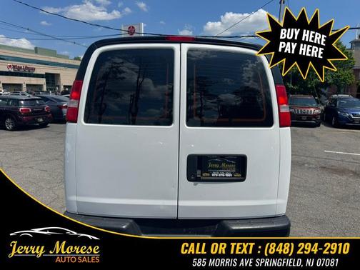 Summit White 2021 Chevrolet Express 3500 RWD 3500 Regular Wheelbase WT
