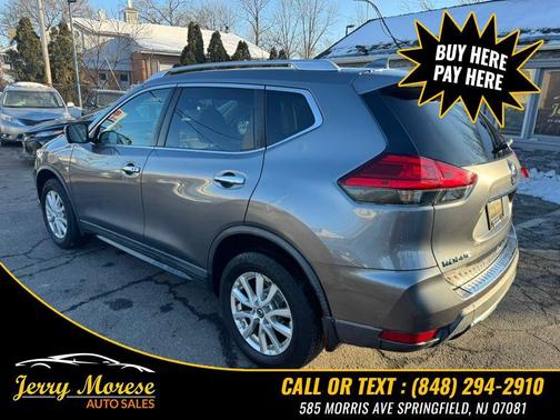 2017 Nissan Rogue SV