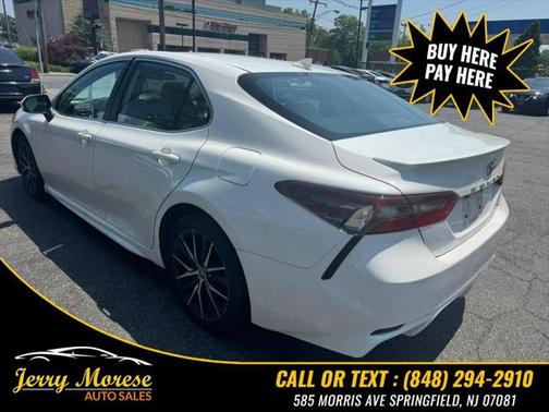 2021 Toyota Camry SE