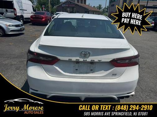 2021 Toyota Camry SE
