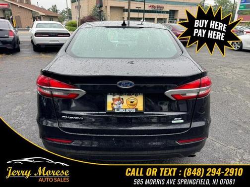2020 Ford Fusion SE