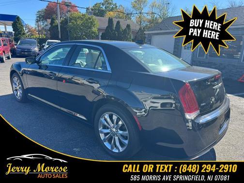 2019 Chrysler 300 Touring