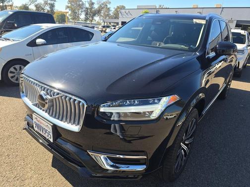 2024 Volvo XC90 Core Bright Theme