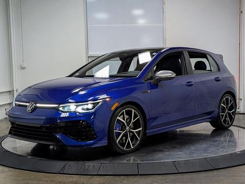 2023 Volkswagen Golf R Base