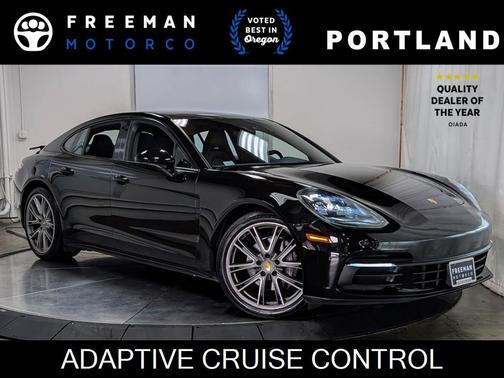 2018 Porsche Panamera 4