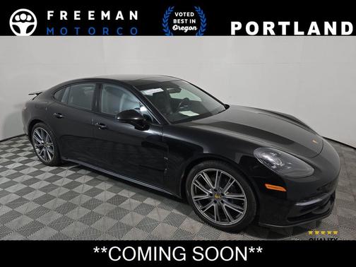 2018 Porsche Panamera 4