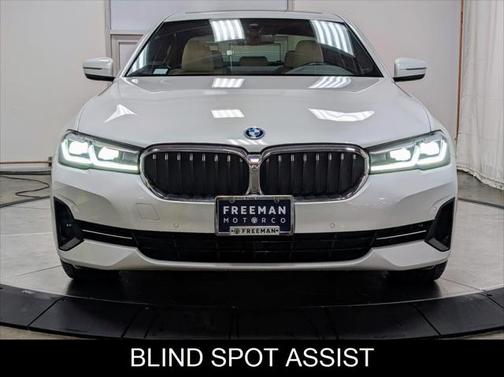 2022 BMW 530 i