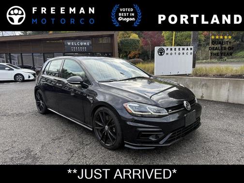 2019 Volkswagen Golf R 2.0T DSG