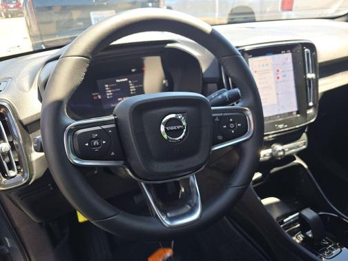 2023 Volvo C40 Recharge Pure Electric Plus