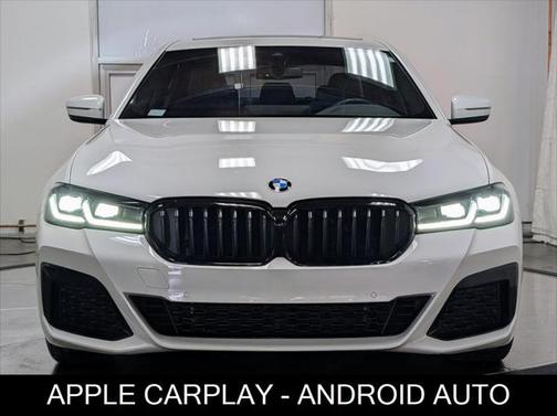 2022 BMW 530 i
