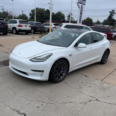 2020 Tesla Model 3 Standard Range