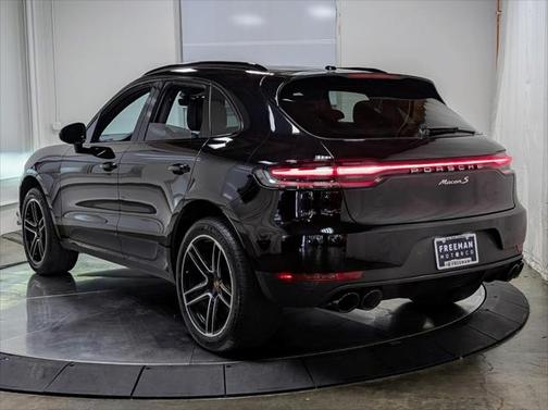 2019 Porsche Macan Base