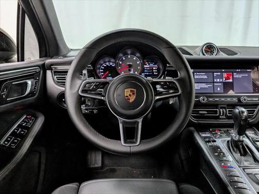 2019 Porsche Macan Base
