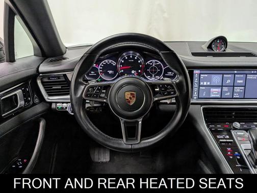 2020 Porsche Panamera 