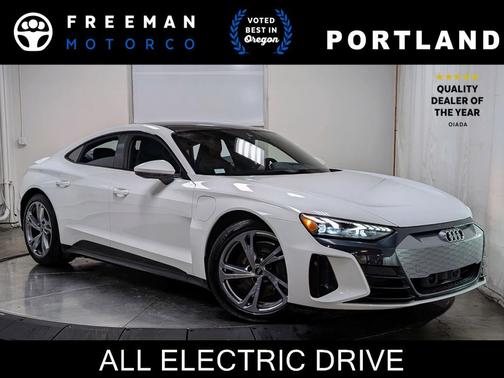 2022 Audi e-tron GT Premium Plus
