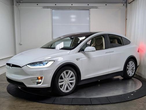 2016 Tesla Model X 75D