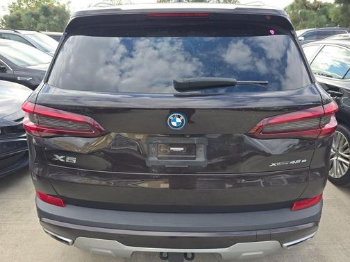 2022 BMW X5 xDrive45e