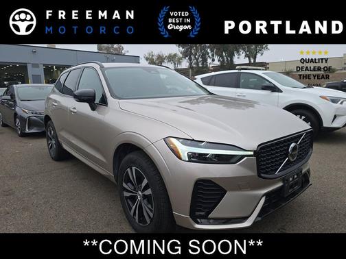 2025 Volvo XC60 Core