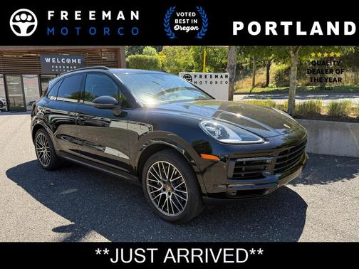 2021 Porsche Cayenne Base (Tiptronic)