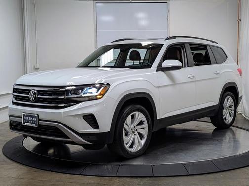 2023 Volkswagen Atlas 3.6L SE w/Technology