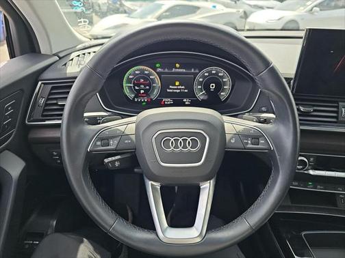 2022 Audi Q5 S line Premium