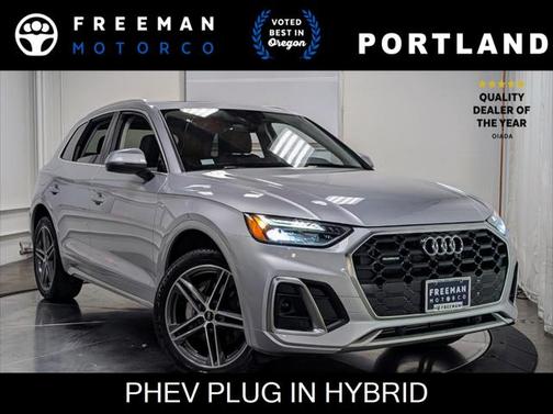 2022 Audi Q5 S line Premium