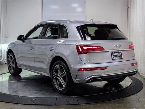 2022 Audi Q5 S line Premium
