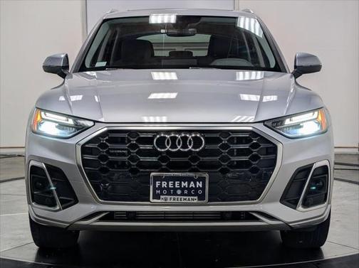2022 Audi Q5 S line Premium