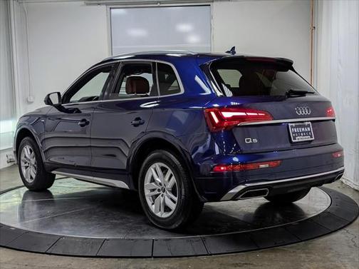 2022 Audi Q5 S line Premium