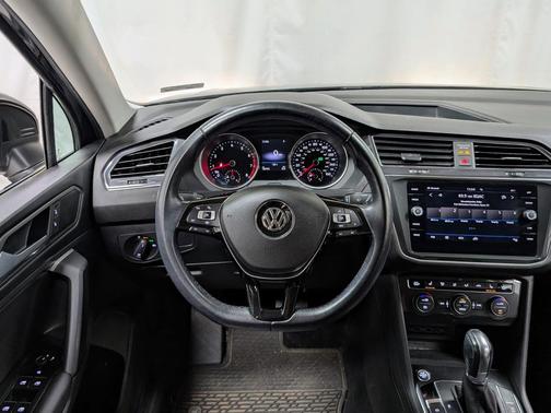 2019 Volkswagen Tiguan 2.0T SE 4MOTION