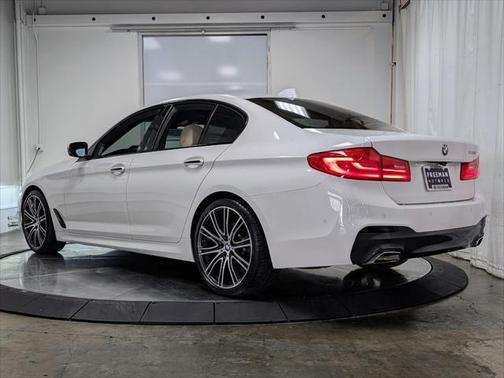 2018 BMW 540 i