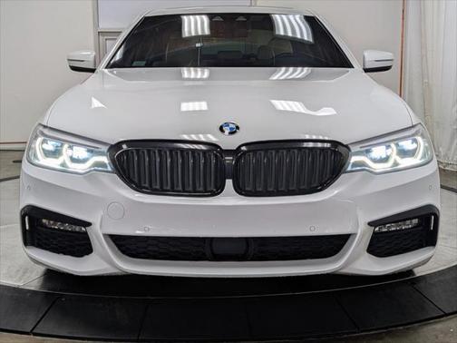 2018 BMW 540 i