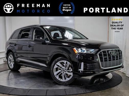 2022 Audi Q7 45 Premium