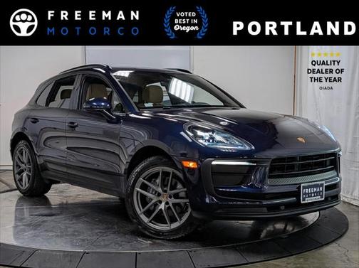 2022 Porsche Macan Base
