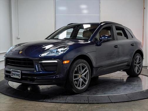 2022 Porsche Macan Base