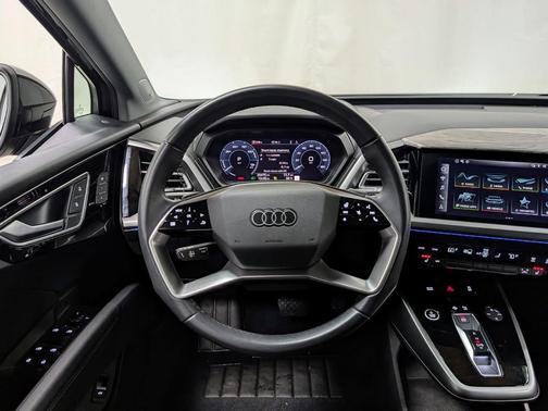 2022 Audi Q4 e-tron Prestige